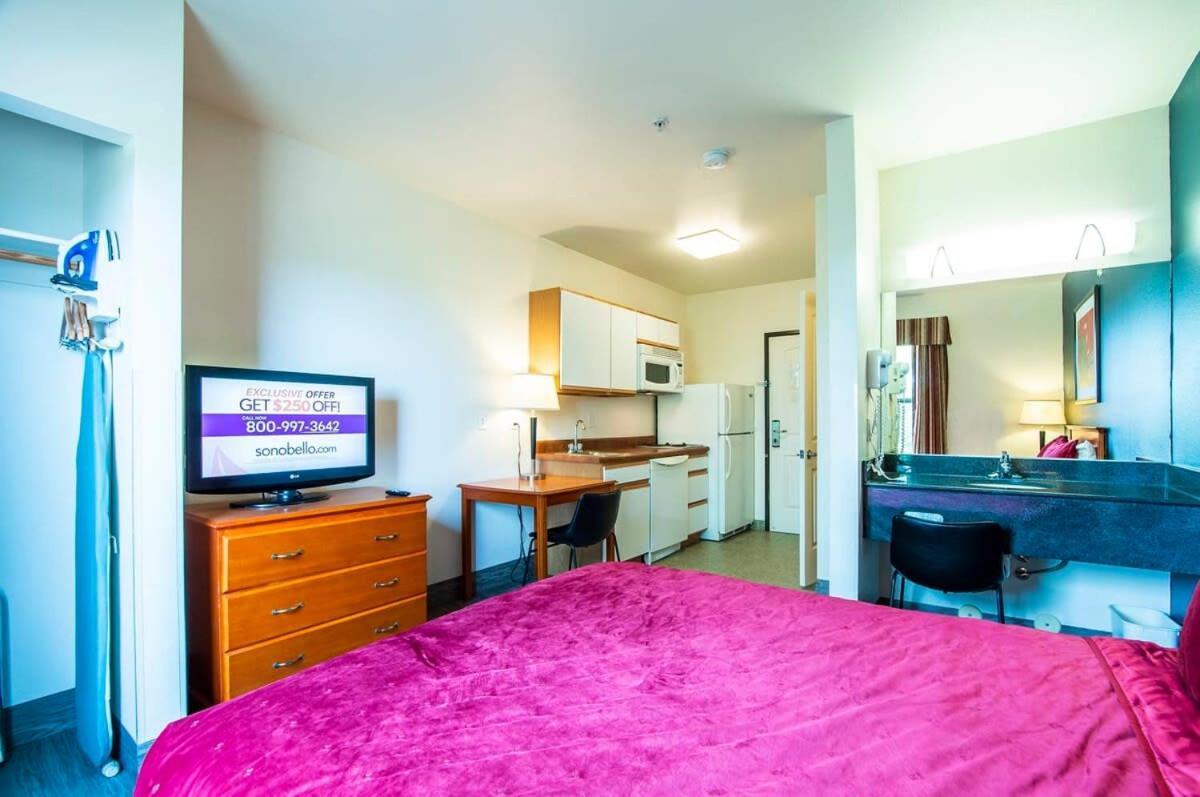Sierra Vista Studio Apartment With Full Kitchen And King Bed Kültér fotó